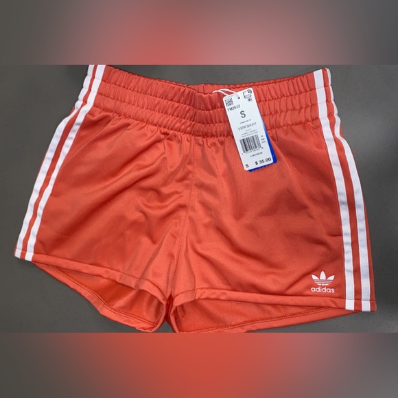 Woman shorts- BRAND NEW